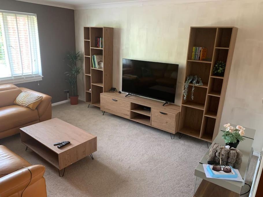 Cosy One Bed Flat Free Parking Daire Send Dış mekan fotoğraf