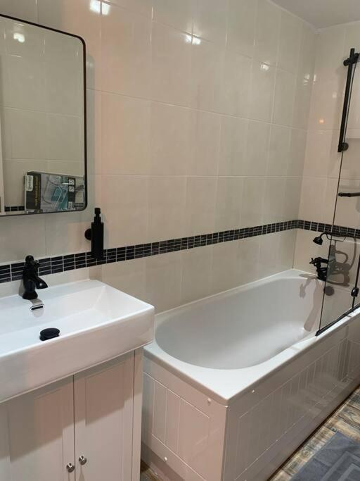 Cosy One Bed Flat Free Parking Daire Send Dış mekan fotoğraf