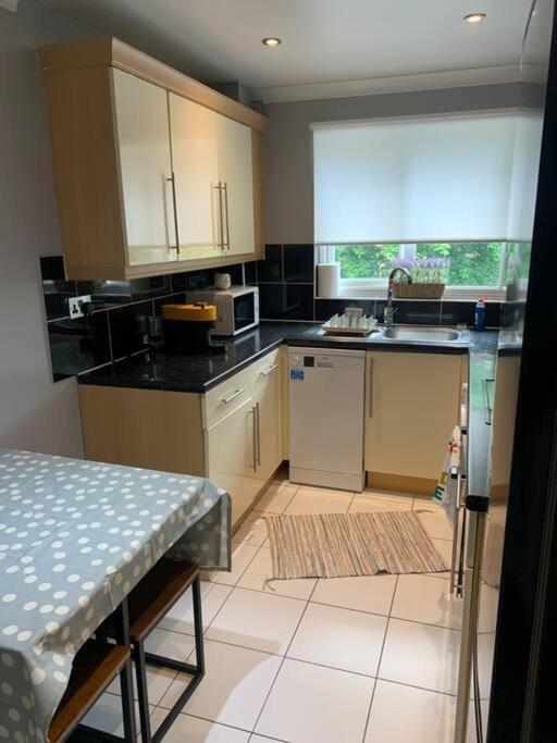 Cosy One Bed Flat Free Parking Daire Send Dış mekan fotoğraf